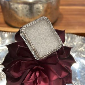 Silver rhinestone Apple Watch bumper, no protective glass in this one. NWOT
